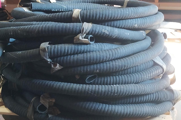 Рукав для бензина всасыв. Б-1 Ф 50 мм (8 м) ГОСТ 5398-76 Рукав для бензина всасыв. Б-1 Ф 50 мм (8 м) ГОСТ 5398-76