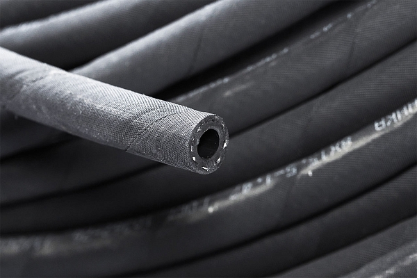 Рукав с нит.усил. 8х15,5 мм (14,7 атм) ГОСТ 10362-2017 Рукав с нит.усил. 8х15,5 мм (14,7 атм) ГОСТ 10362-2017