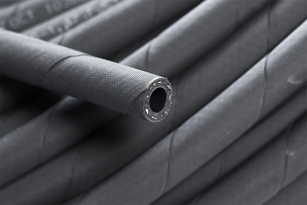 Рукав с нит.усил. 10х17,5 мм (14,7 атм) ГОСТ 10362-2017 Рукав с нит.усил. 10х17,5 мм (14,7 атм) ГОСТ 10362-2017