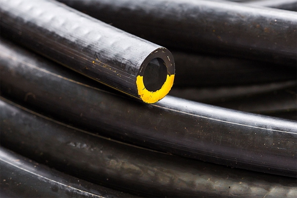 Рукав кл. II жидк.топл. Ф 12 мм (6,3 атм) ГОСТ 9356-75 Рукав кл. II жидк.топл. Ф 12 мм (6,3 атм) ГОСТ 9356-75