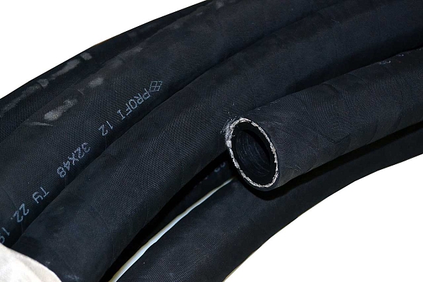 Рукав для дробеструйной очистки 32х48 мм (12 атм) группа I RUBEX PROFI 12 Рукав для дробеструйной очистки 32х48 мм (12 атм) группа I RUBEX PROFI 12