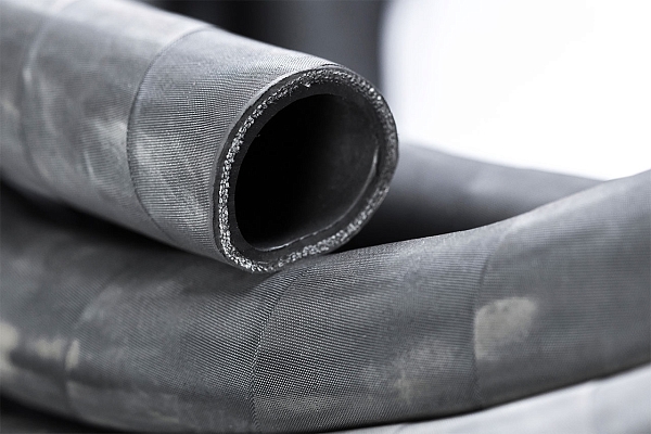 Рукав для бензина Б ( I ) 38-51 мм (10 атм) ГОСТ 18698-79 Рукав для бензина Б ( I ) 38-51 мм (10 атм) ГОСТ 18698-79