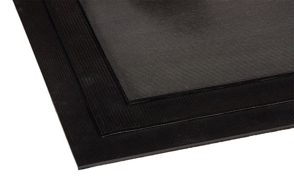 Пластина пористая 4 мм прессовая II группа (500х700 мм, упаковка ~ 30 кг) ТУ 38.105.867-90 Пластина пористая 4 мм прессовая II группа (500х700 мм, упаковка ~ 30 кг) ТУ 38.105.867-90